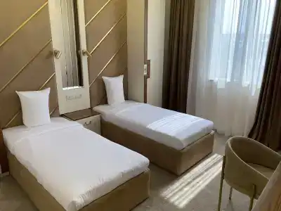 Ketrin Restaurant - 20
