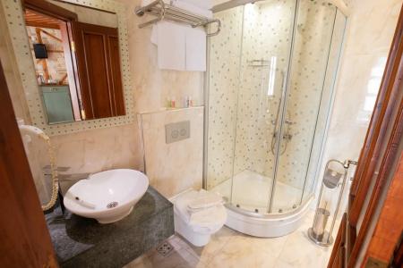 White Garden-Adult Only - 33