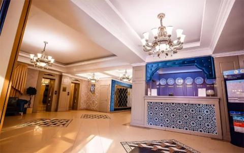 Grand Sapphire - 18
