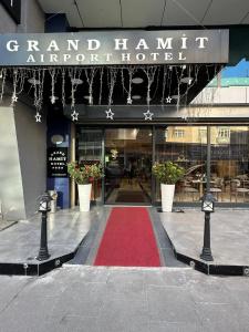 Grand Hamit Airport - 7