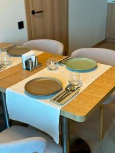 Resident Abay - 32