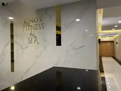 King Plaza - 3