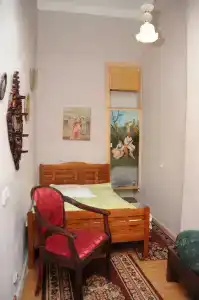 Gutsa Artists Mini-Hotel - 17