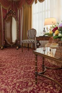 Nobil Luxury Boutique - 45