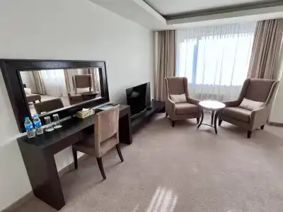 Парис - 85