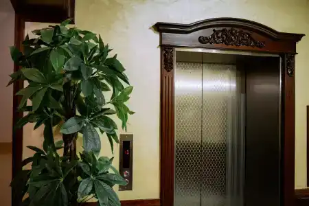 Royal Residence - 14