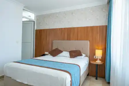 Dinc Pension - 83