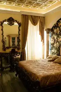 Impero Vaticano Suites Guest House - 160