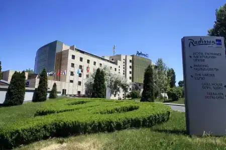 Radisson Blu - 5