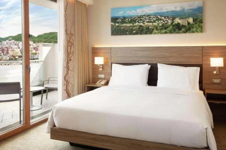 Hilton Garden Inn - 14