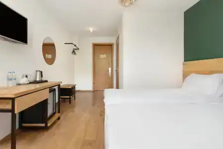 Intourist - 12