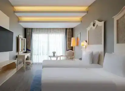 DoubleTree by Hilton Cesme Alacati Beach Resort - 27