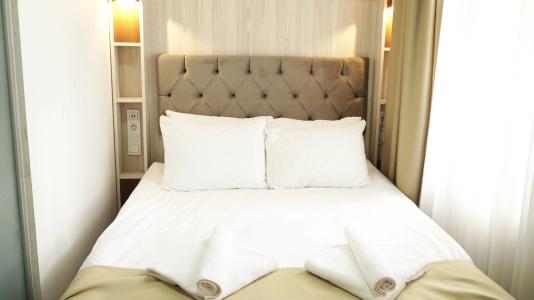 Qonaq & Suites - 35