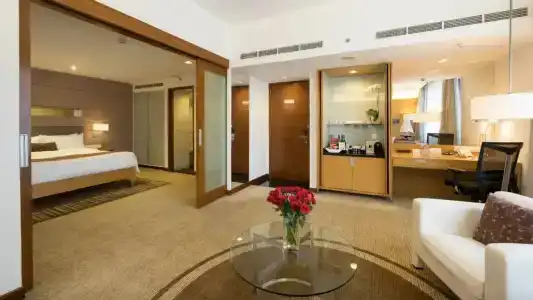Parkroyal Saigon - 108
