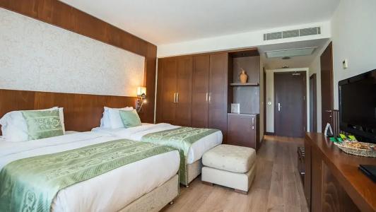 Korineum Golf & Beach Resort - 12