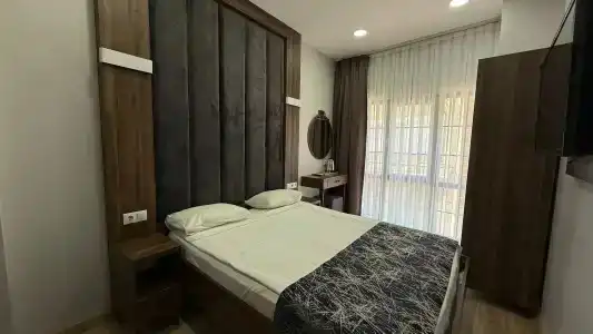 Han Suite - 84