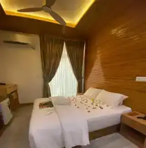 Perla Dhangethi - 2