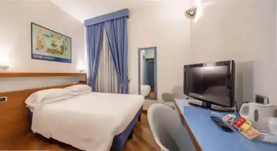 Best Western Plaza - 60
