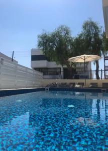 Athinas Court - 1