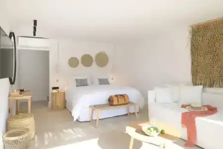 Amantes Villas and Suites - 20