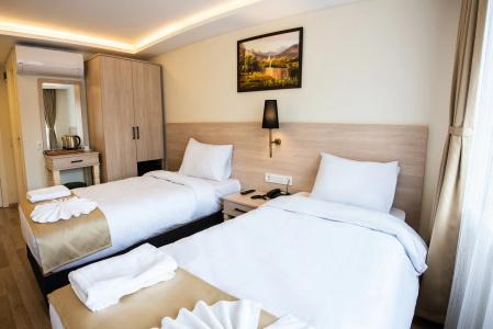Royal Bosphorus - 35