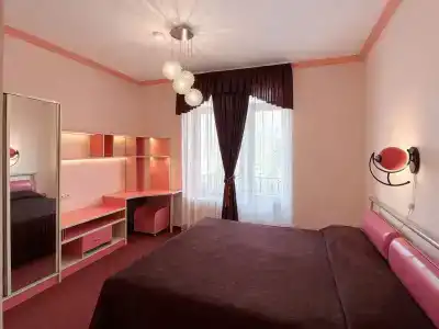 Дом творчества писателей - 1