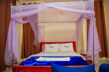 Kilimanjaro White House - 121