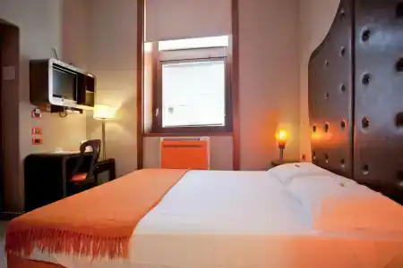 Orange - 6