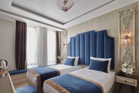 Danis Istanbul - 22