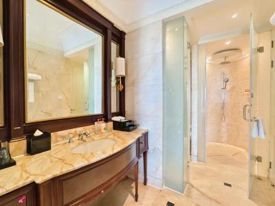 Crowne Plaza Resort Sanya Bay, An Ihg - 32