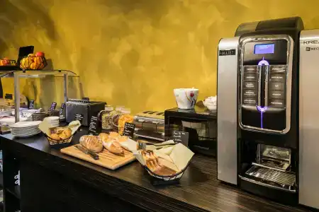 Best Western Hôtel Journel Saint-Laurent-du-Var - Nice Aéroport - 30