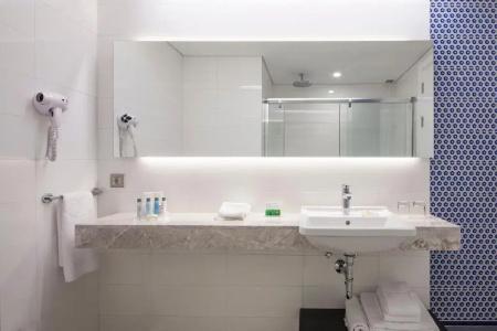 Ramada & Suites Kemalpasa - 57