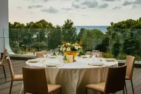 Le Meridien Batumi - 11