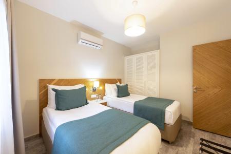 Dorman Suites - 72
