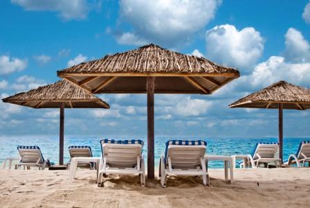 Ramada & Suites by Wyndham Ajman - 5