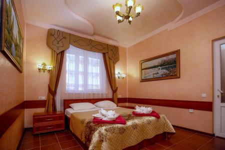 RedHouse - 236