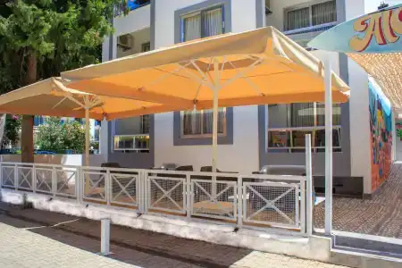 Aloha Suites - 37