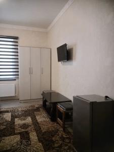 Emirkhan - 2