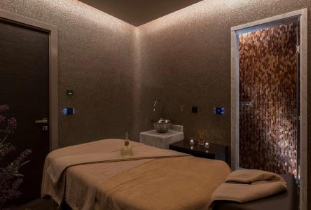 Radisson Blu Istanbul Ottomare - 35