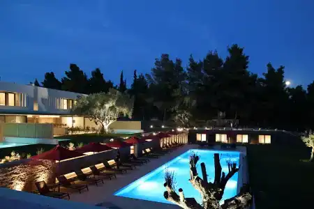 Amantes Villas and Suites - 38