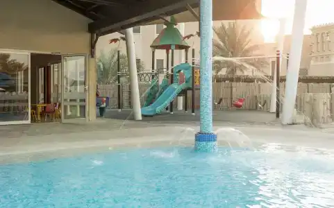 Coral Beach Resort Sharjah - 2