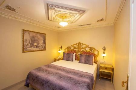 Empire Suite - 42