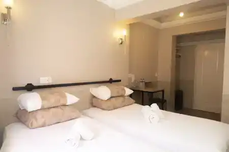 Pearl Istanbul - 1