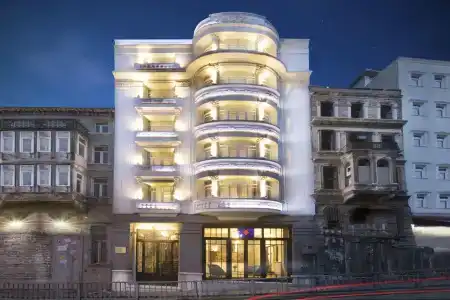 Linas Taksim Pera - 1