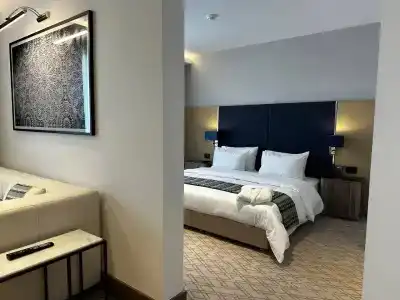 Wyndham - 50