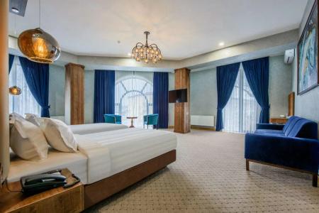 Corner Tashkent - 4