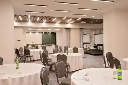Holiday Inn Yerevan - Republic Square, an IHG - 25