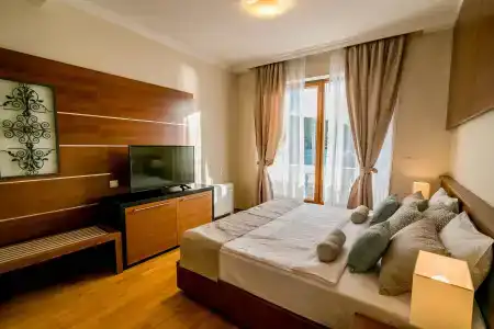 Hedera Residences - Kumbor - 13