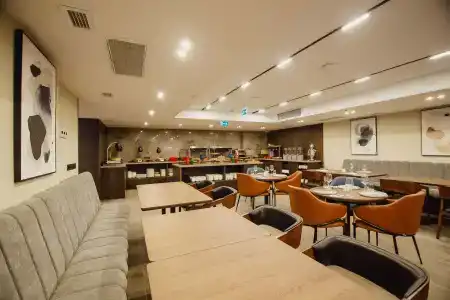 La Quinta by Wyndham Batumi - 2