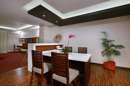 Quest San Denpasar By Aston - 42